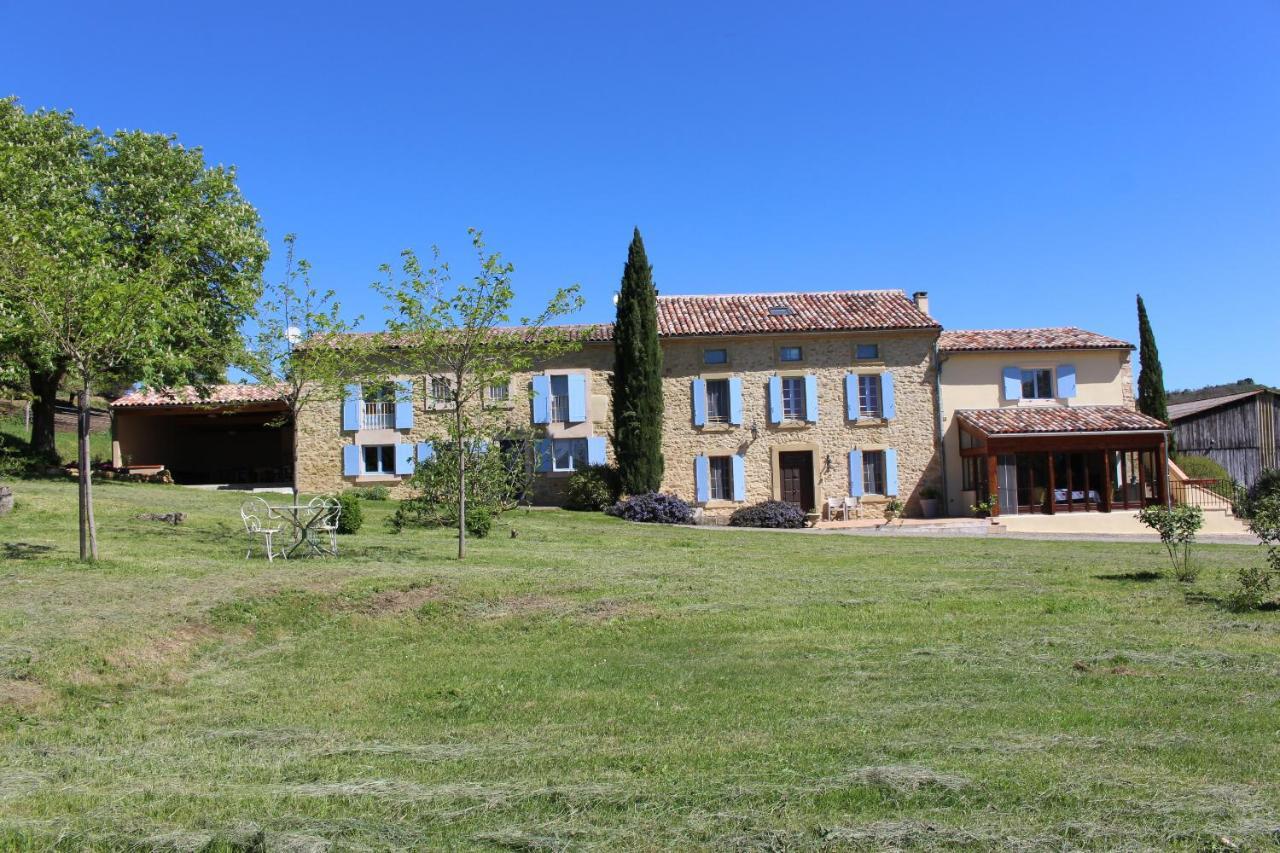 Gites Et Roulottes Au Domaine De La Trille Sainte-Foi Esterno foto